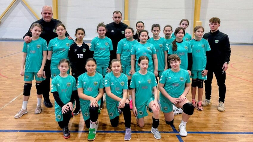 Spectacol pe semicerc! Clubul Sportiv Biamar organizează Reşiţa Handball Cup
