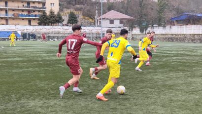 Fotbal: CSM Reşiţa, CSC Dumbrăviţa şi Nera Bogodinţ şi-au testat jucătorii într-un triunghiular amical