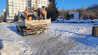 Primăria Reșița încearcă să scoată orașul de sub gheață