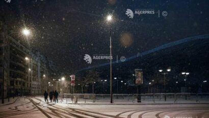 Condițiile de îngheț din Europa au dus la oprirea transportului și închiderea școlilor