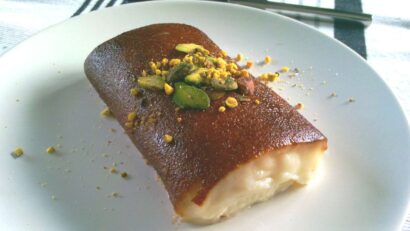 Kazandibi – desert otoman emblematic, cu lapte și crustă caramelizată. Rețetă tradițională din Orientul Mijlociu