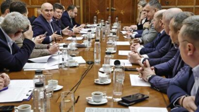 Reprezentanții Guvernului au discutat cu aleșii locali pe tema sistemului de defalcare a TVA