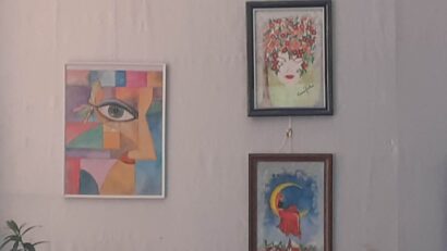 Carnavalul Culorilor revine la Reșița: expoziție de pictură dedicată Fășangului și diversității culturale locale