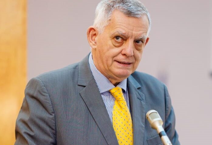 Ad multos annos, doctorului inimilor, prof.univ. dr. Sorin Pescariu!