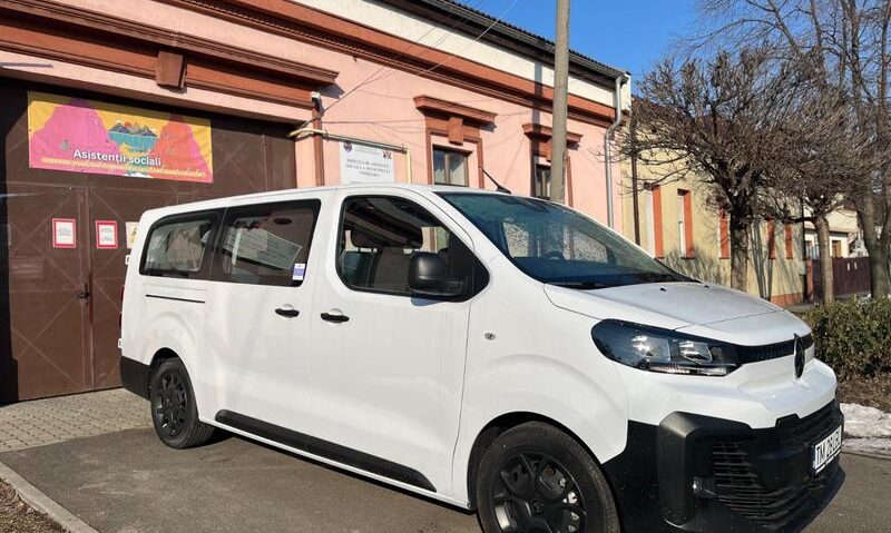 Investiții pentru seniori, cu bani europeni, la Timișoara. Primele dotări au ajuns la beneficiari