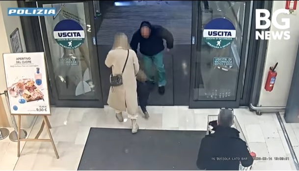 Italia: român arestat după ce a încercat să smulgă o fetiță de lângă părinți, într-un supermarket din Bergamo
