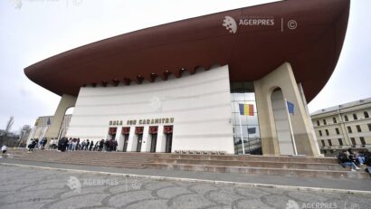 Actorii TNB protestează față de proiectul Ministerului Culturii privind evidența timpului de muncă