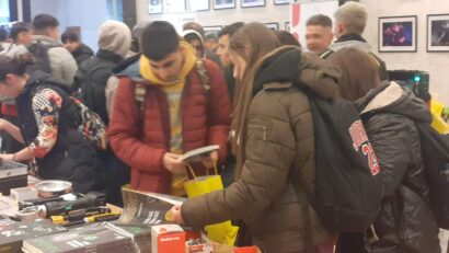 Expoziție de echipamente electrice la Centrul Universitar Babeș-Bolyai din Reșița – inovații, tehnologii și oportunități pentru studenți și industrie
