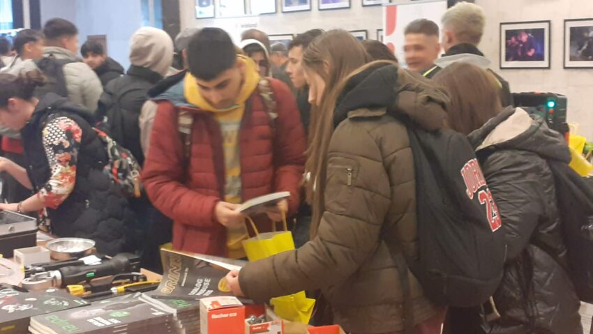 Expoziție de echipamente electrice la Centrul Universitar Babeș-Bolyai din Reșița – inovații, tehnologii și oportunități pentru studenți și industrie