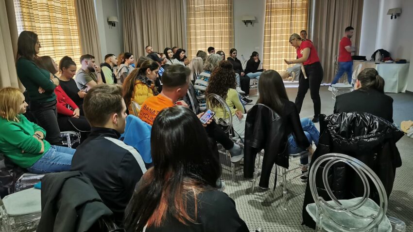 Cursul de prim ajutor SMURD Caraș-Severin, un succes la Reșița: peste 40 de participanți au învățat să salveze vieți