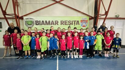 Competiţia speranţelor revine la Răcăşdia! Nouă echipe de minihandbal se vor întrece duminică în comuna cărăşeană