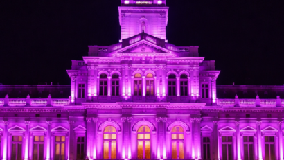 Arad se alătură Purple Day 2026: Primăria iluminată în mov pentru conștientizarea epilepsiei