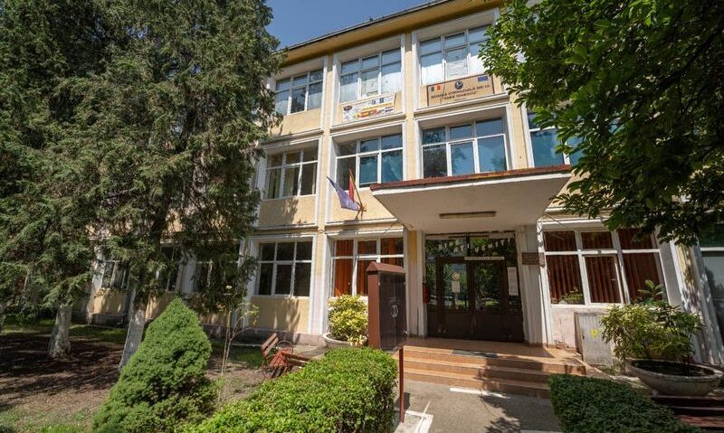 Dominic Fritz a semnat finanțarea europeană pentru reabilitarea Școlii Gimnaziale nr. 16 din Timișoara