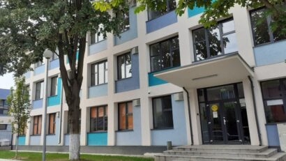 Reșița: simularea Evaluării Naționale blocată de boicotul profesorilor la Colegiul Național „Traian Lalescu”. Elevii vor susține testarea la alt liceu
