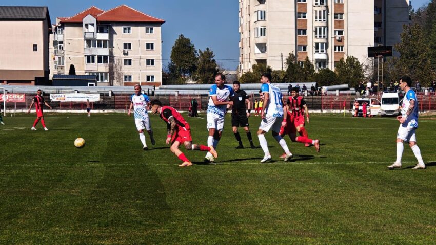 CSM Reșița își ia adio de la play-off, Corvinul Hunedoara își consolidează poziția de lider