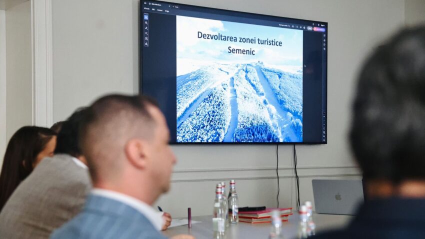 Banatul montan cere sprijinul Banatului de câmpie pentru realizarea Domeniului turistic Semenic
