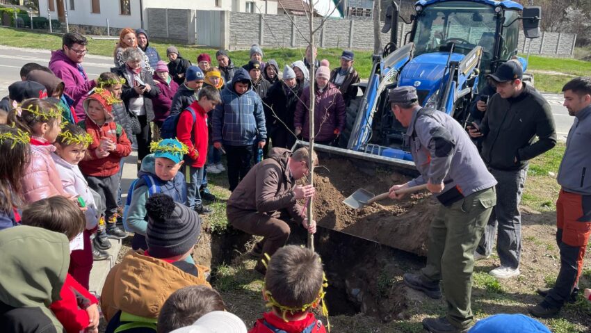 Protecția mediului și incluziunea socială s-au întâlnit pe malul Carașului