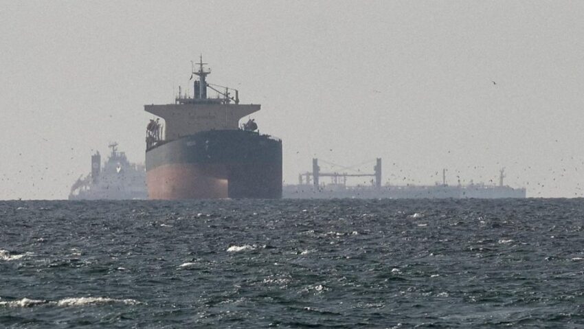 Iranul dă asigurări că Strâmtoarea Ormuz rămâne deschisă pentru statele care nu îi sunt inamice