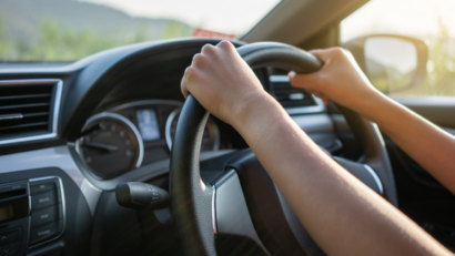 84% dintre accidentele cu mașini cu volan pe dreapta sunt cauzate de șoferi. Rezultatele controalelor Poliției Române