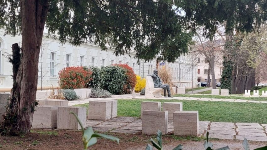 Aradul la pas: tur ghidat gratuit pe Faleza Mureșului, sâmbătă, 18 aprilie 2026