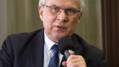 Marius Andruh este noul președinte al Academiei Române. Chimistul a câștigat astăzi alegerile la conducerea Academiei, în fața filosofului Mircea Dumitru