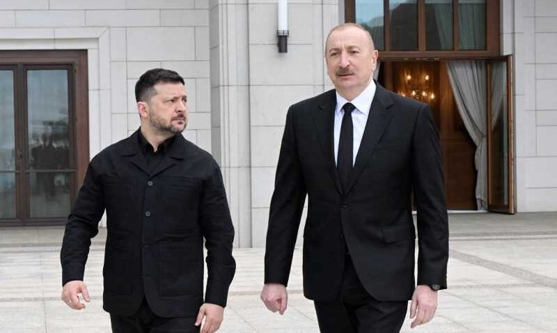 Zelenski propune Azerbaidjan ca nou loc pentru negocierile cu Rusia