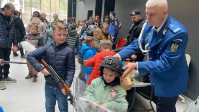 Ziua Jandarmeriei Române, sărbătorită la Reșița prin demonstrații și activități interactive