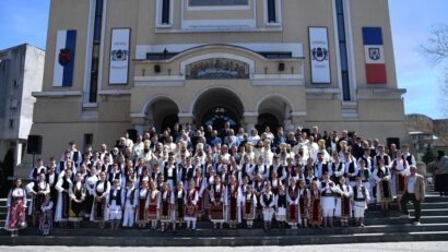 Sărbătoare în Episcopia Caransebeșului: hramul Catedralei Episcopale și debutul „Zilelor Credinței și Culturii”