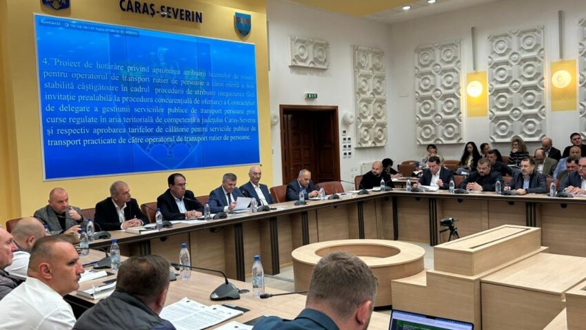 Caraș-Severin: 19,396 milioane lei pentru drumuri în 2026. Silviu Hurduzeu: mai puțini bani pentru primării