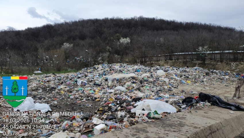 Control al Gărzii Naționale de Mediu la Oravița: amendă de 50.000 de lei pentru depozitare ilegală de deșeuri