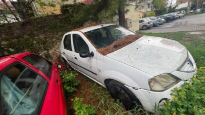 Poliția Locală Lugoj aplică primele somații pentru mașinile abandonate: autovehiculele vor fi ridicate după 10 zile
