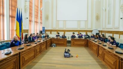 Timișoara investește în viitor: echipele CSH și CyberMoon, sprijinite pentru campionatele mondiale și europene de robotică