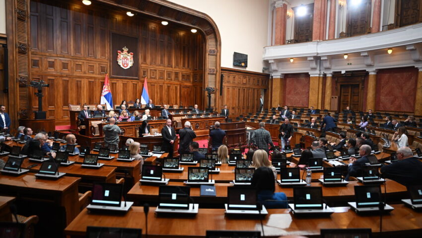 Parlamentul Serbiei a adoptat mai multe legi importante în sesiunea de primăvară