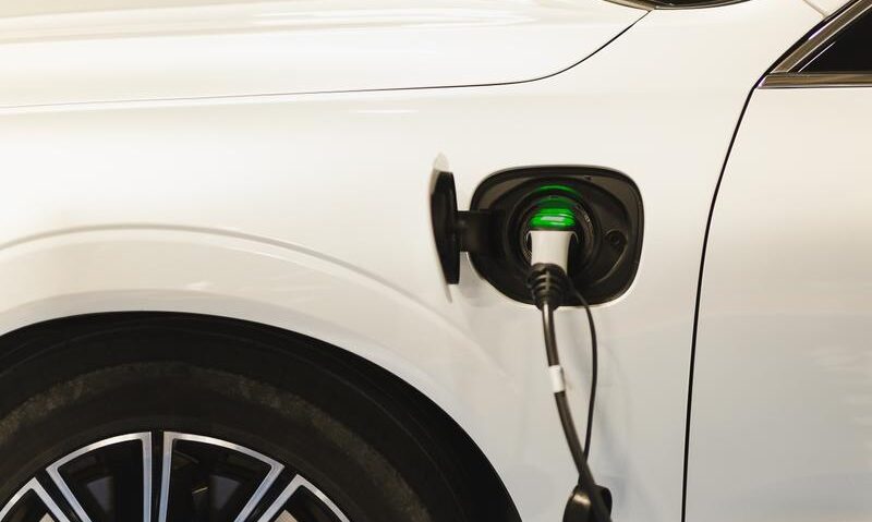 Timişoara: 21 de noi stații de încărcare pentru vehicule electrice