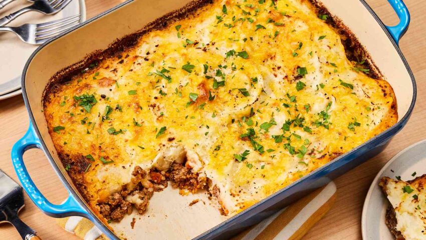 Cottage Pie – rețeta britanică de plăcintă cu carne de vită și piure de cartofi