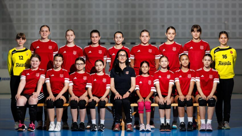 Invitaţie la handbal! Reşiţa găzduieşte în weekend turneul semifinal al junioarelor IV
