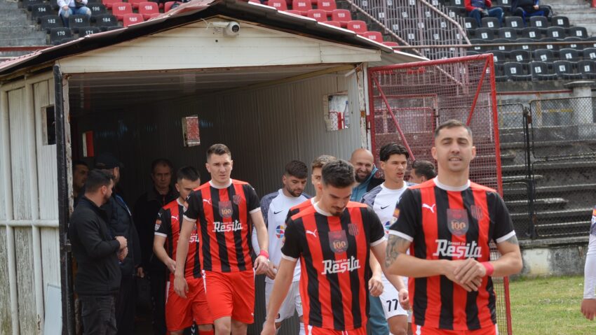 CSM Reșița încheie sezonul în genunchi. Rossonerii, învinși și de codașa CS Tunari