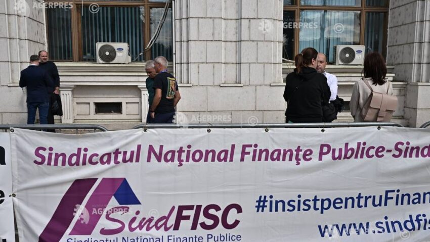 Sindicaliştii din finanţe lansează, de luni, o campanie naţională de acţiuni de protest