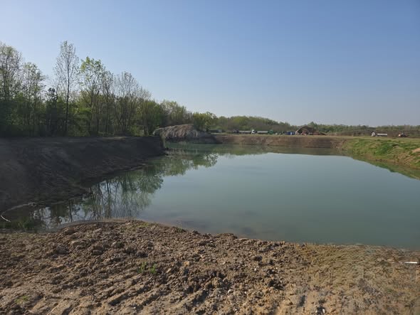Amendă de 115.000 de lei pentru o balastieră din zona Lugoj. Inspectorii ABA Banat au descoperit nereguli grave