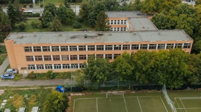 Fostul Liceu Agricol din Timișoara, transformat într-o școală gimnazială modernă pentru 750 de elevi