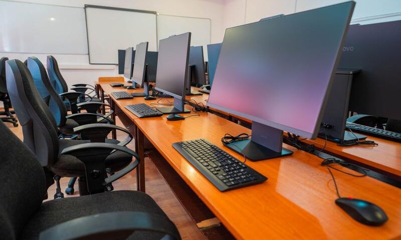 Primăria Timișoara investește în educație: echipamente digitale moderne prin PNRR