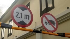 Noi reguli pentru vehiculele grele în Timișoara de la 1 august. Taxe actualizate și restricții pe toate străzile din oraș