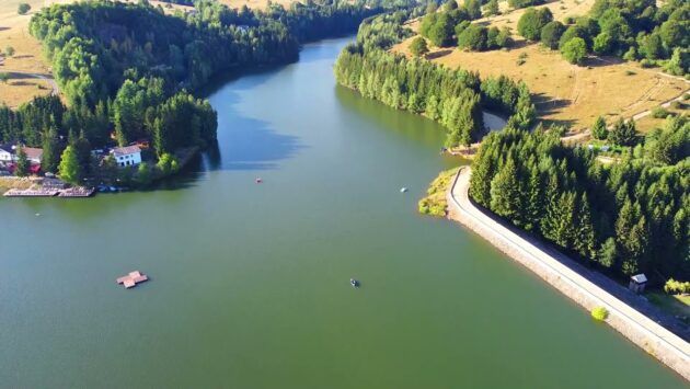 Lacul Trei Ape, golit controlat pentru lucrări la baraj.