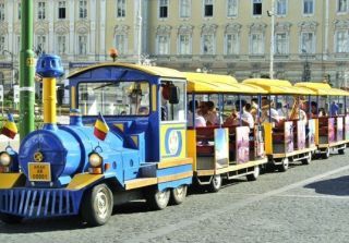 Trenulețul turistic revine la Arad de Ziua Copilului. Curse speciale pentru copii și familii pe 1 iunie