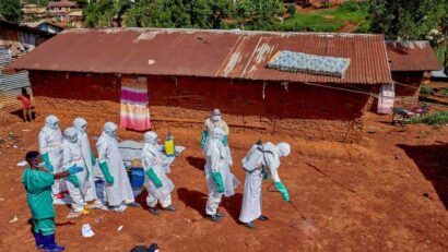 Ebola – Aproape 500 de cazuri confirmate în Africa Centrală