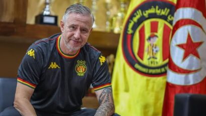 Fotbal: Laurenţiu Reghecampf revine pe banca formaţiei ES Tunis