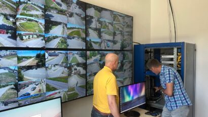 Buziașul își extinde sistemul de supraveghere video. Alte 124 de camere, instalate printr-un proiect finanțat din PNRR