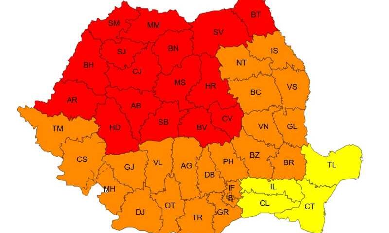 ANM emite Cod roșu de caniculă în 16 județe: temperaturi de până la 40 de grade și nopți tropicale
