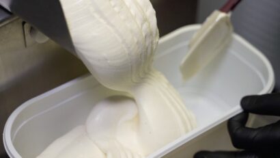 Premieră gastronomică: Înghețata de pălincă din Zalău, desertul inedit creat de Mircea Groza care promovează tradițiile culinare din Sălaj