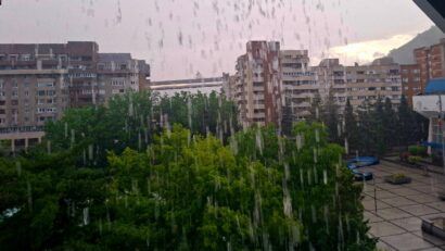 Vreme schimbătoare la final de septembrie: răcire accentuată, apoi temperaturi de până la 26 de grade în Banat și Oltenia